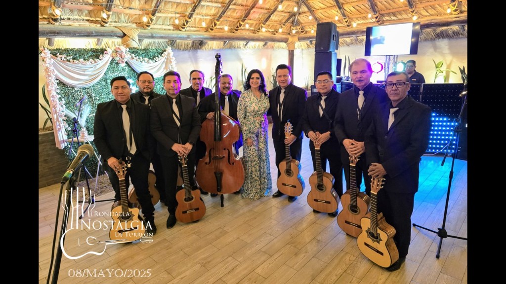 Rondalla Nostalgia en cumpleaños