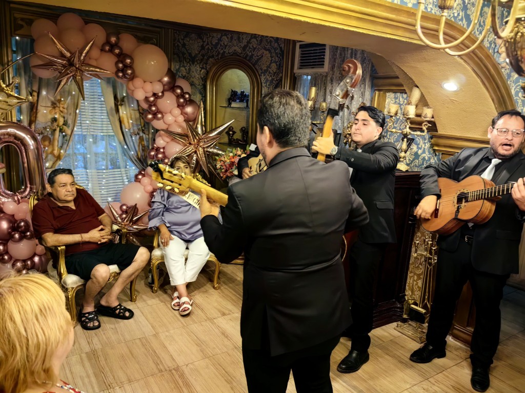 Rondalla Nostalgia en aniversario